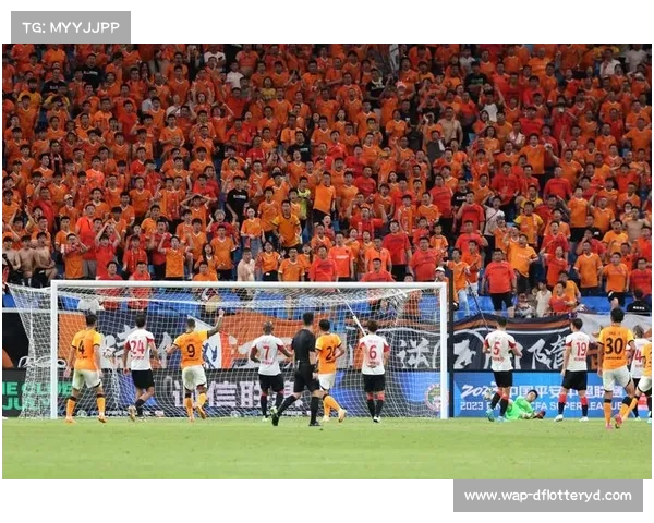 2014年中超精彩瞬间回顾回忆那些难忘的赛事与球员风采 2014年中超精彩瞬间回顾回忆那些难忘的赛事与球员风采