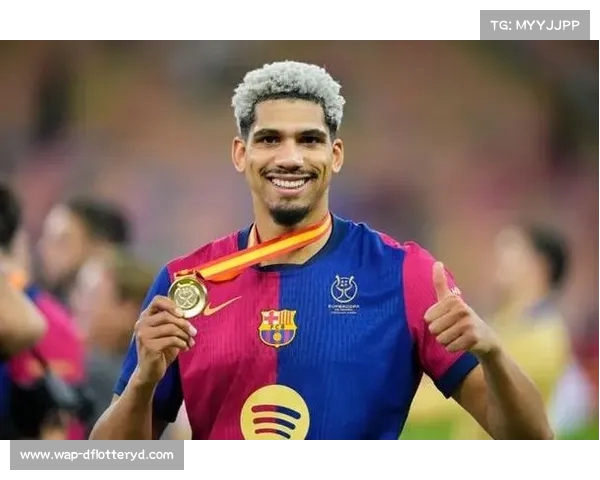 拜仁对阿劳霍继续保持兴趣 解约金高达10亿欧元引关注 拜仁对阿劳霍继续保持兴趣 解约金高达10亿欧元引关注